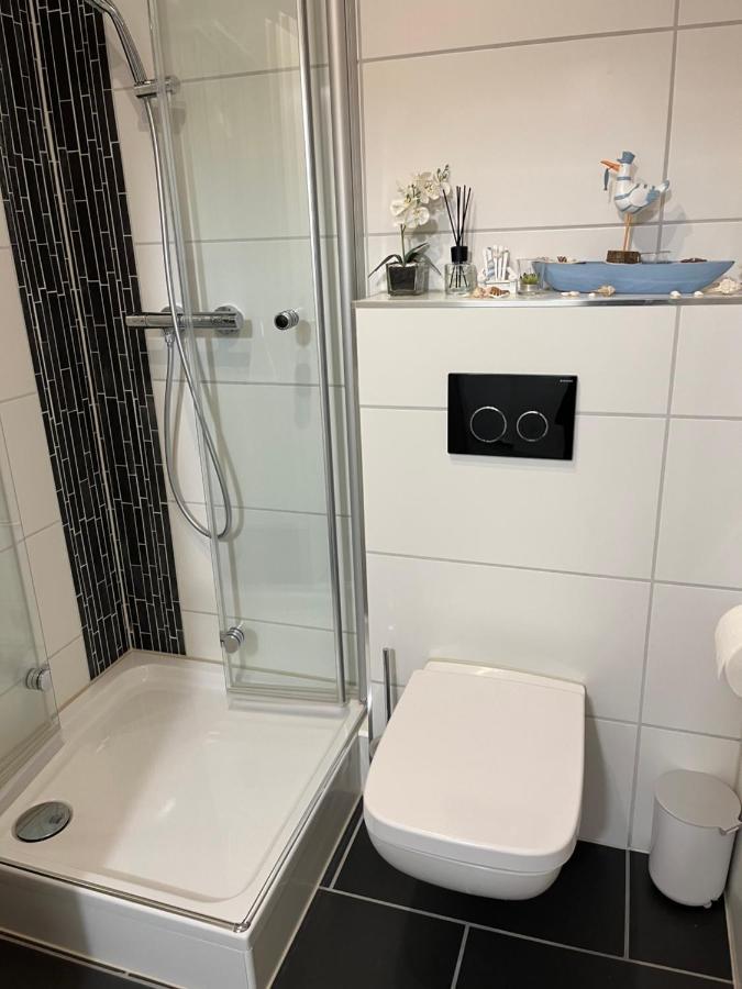 Neu Sanierte Wohnung Fuer 2-4 P Эшвеге Экстерьер фото