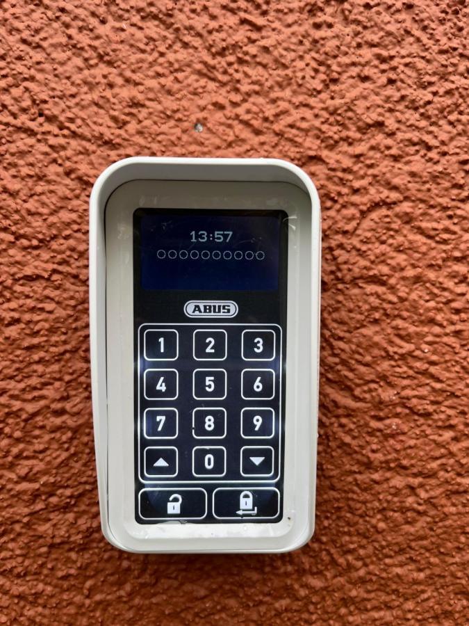 Neu Sanierte Wohnung Fuer 2-4 P Эшвеге Экстерьер фото