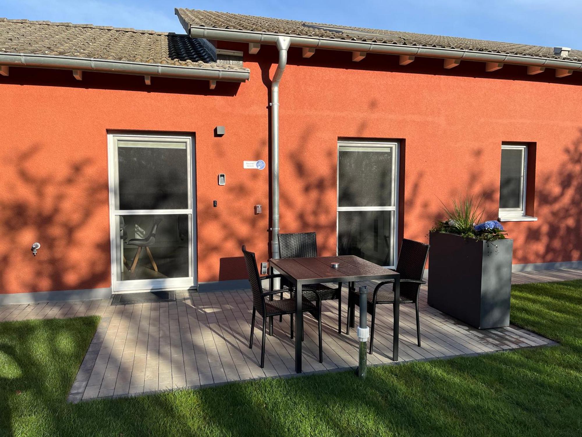 Neu Sanierte Wohnung Fuer 2-4 P Эшвеге Экстерьер фото